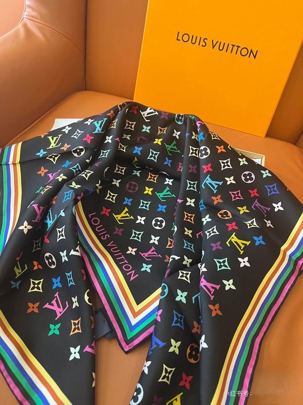LV silk scarf 90X90cm E031316